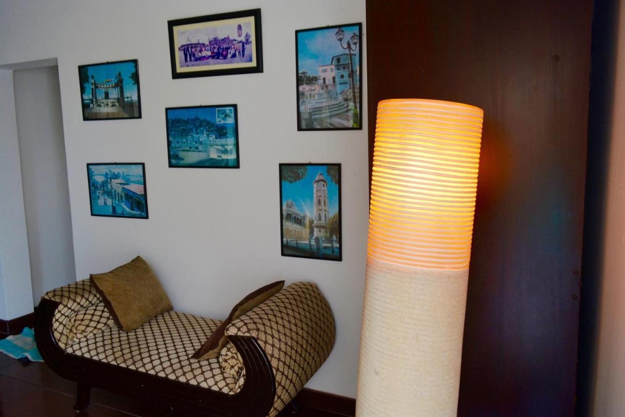 Hostal Villa 97 Гуаякиль Экстерьер фото