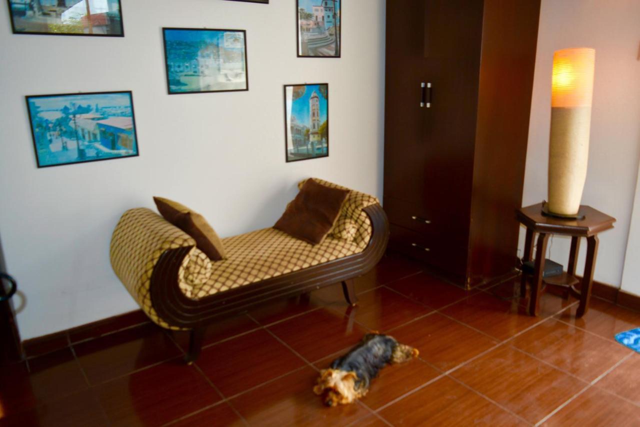 Hostal Villa 97 Гуаякиль Экстерьер фото