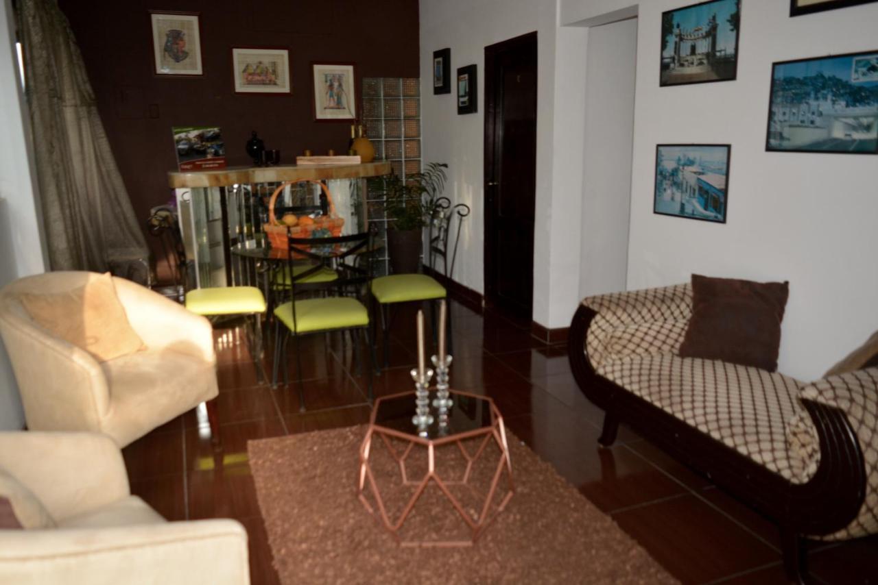 Hostal Villa 97 Гуаякиль Экстерьер фото
