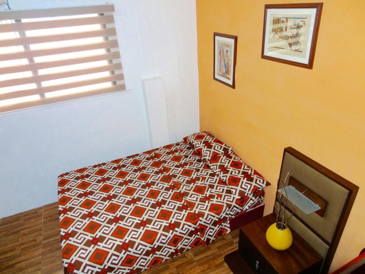 Hostal Villa 97 Гуаякиль Экстерьер фото