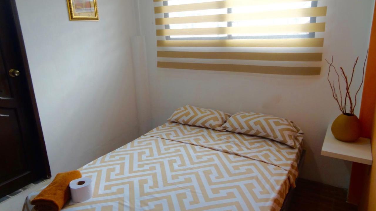 Hostal Villa 97 Гуаякиль Экстерьер фото